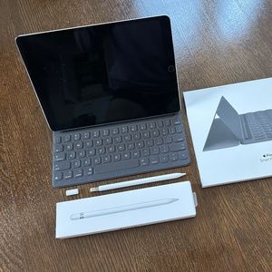 Mint iPad Bundle  - Apple 10.5in iPad Pro 256GB, Wi-Fi, Space Gray MPDY2LL/A